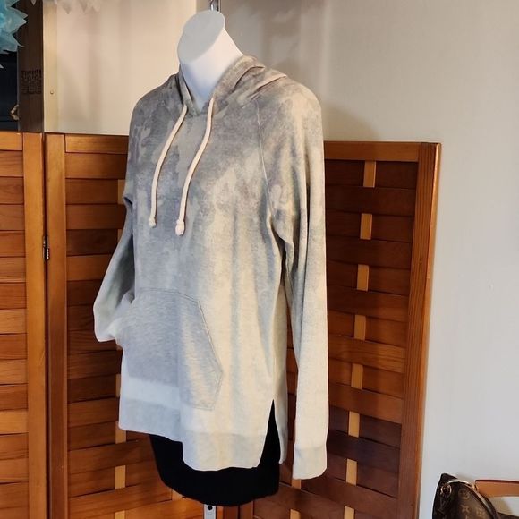 Maurices brand camouflage hoodie - Picture 3 of 12